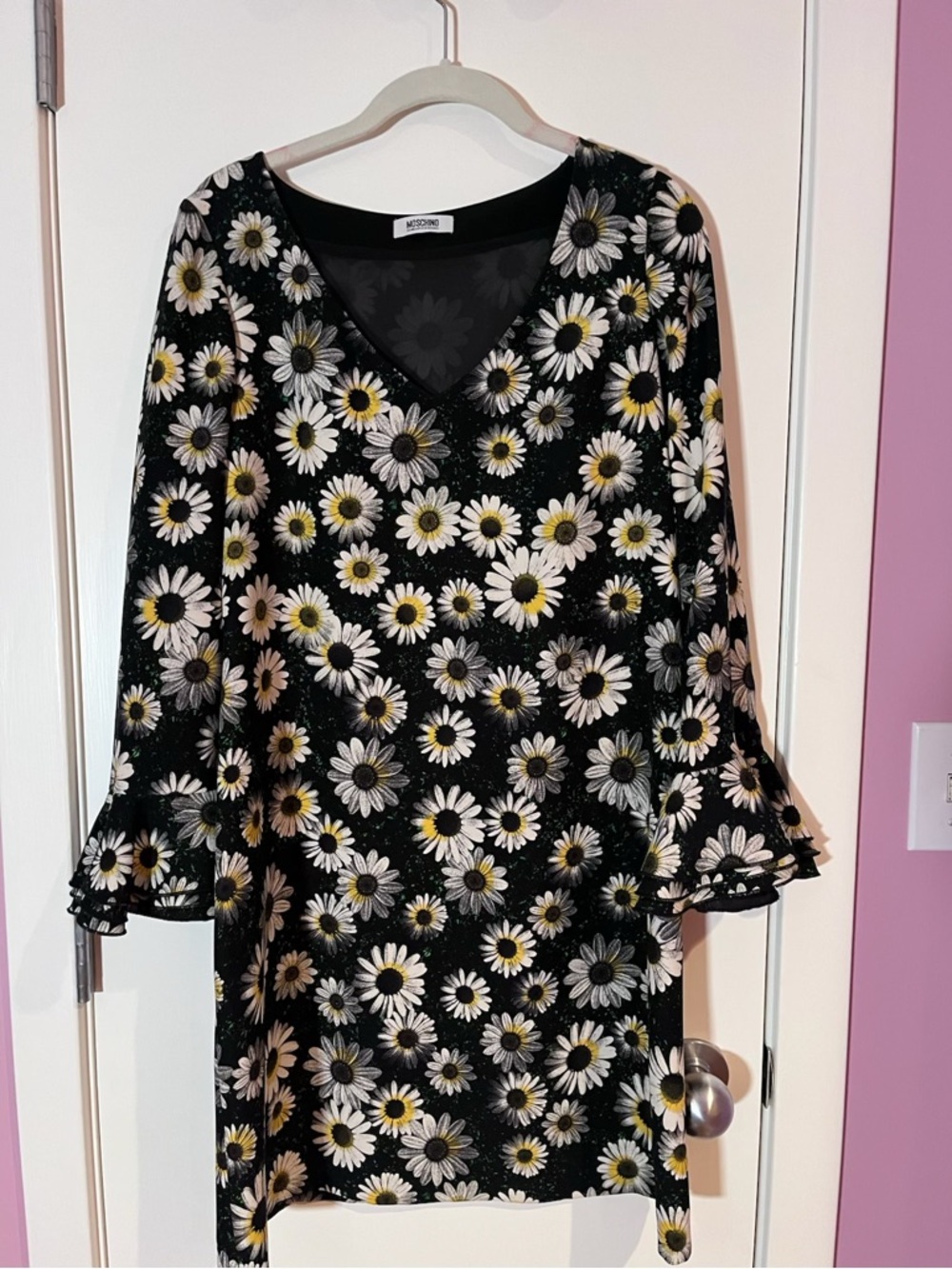 Moschino Black Daisy Print V-Neck Shift Dress